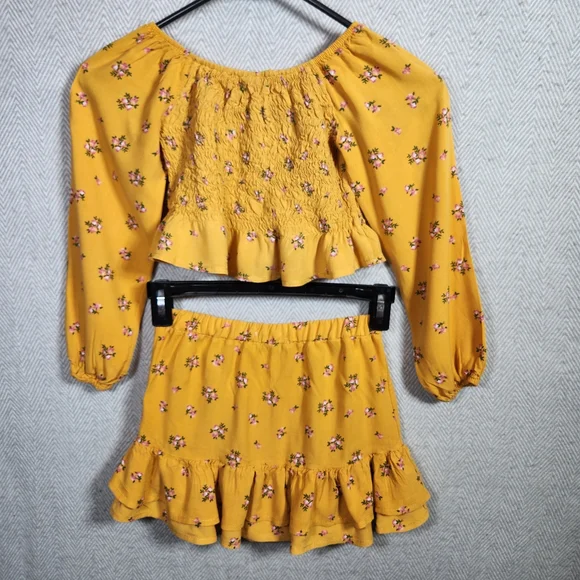 Btween Girls 8 Floral Yellow With Pink Two-Piece Set Top And Skirt - Picture 3 of 11